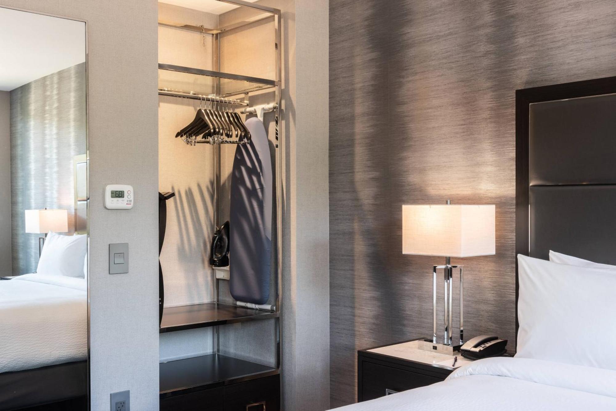 Residence Inn By Marriott Boston Уолтъм Екстериор снимка